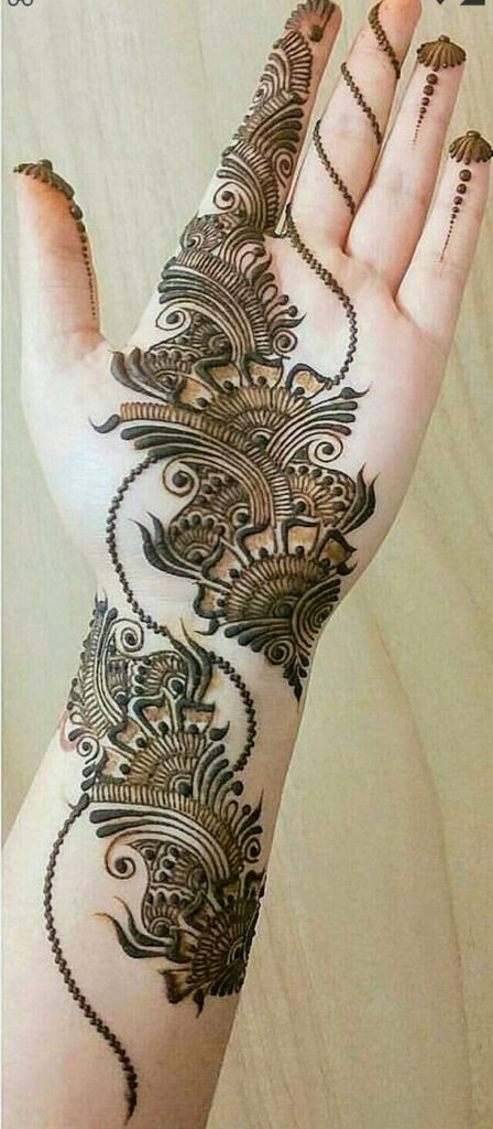 Attractive Flowers Mehndi with Chain