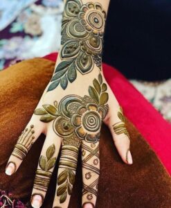 Top 15 Floral Mehndi Designs for Hands & Feet